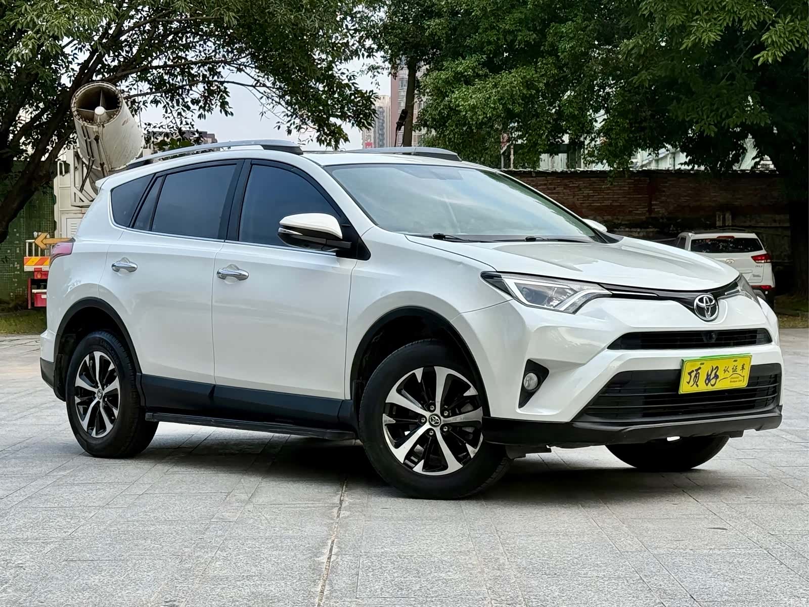 Toyota RAV4, 2017 3