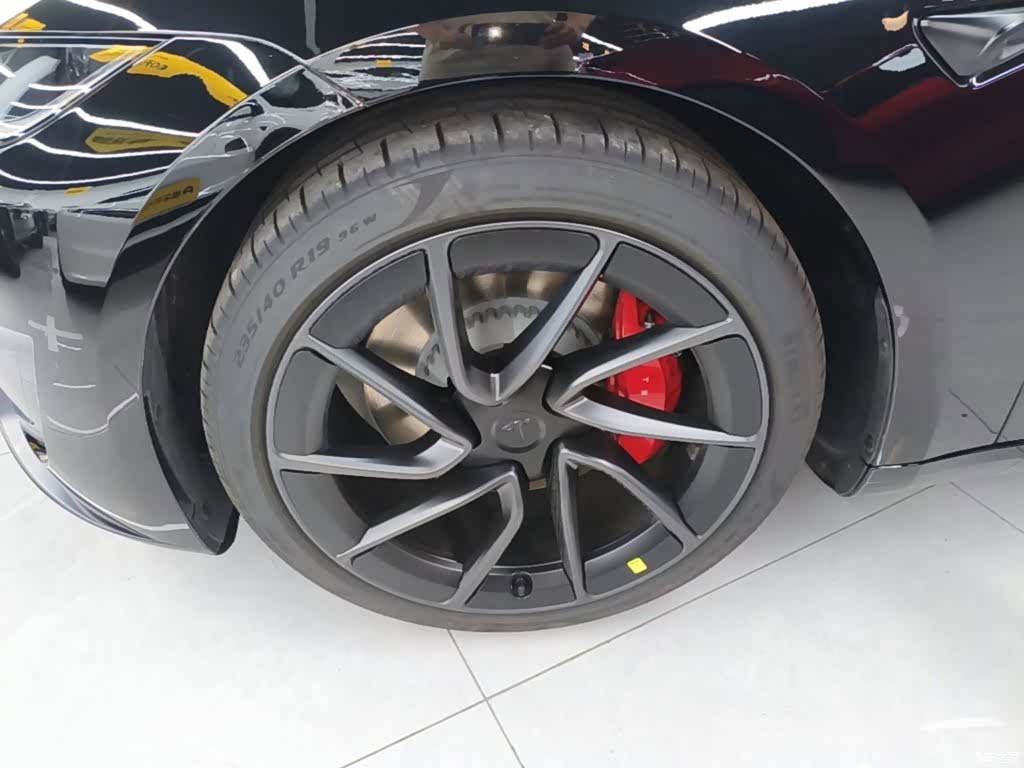 Tesla Model 3, 2026 25