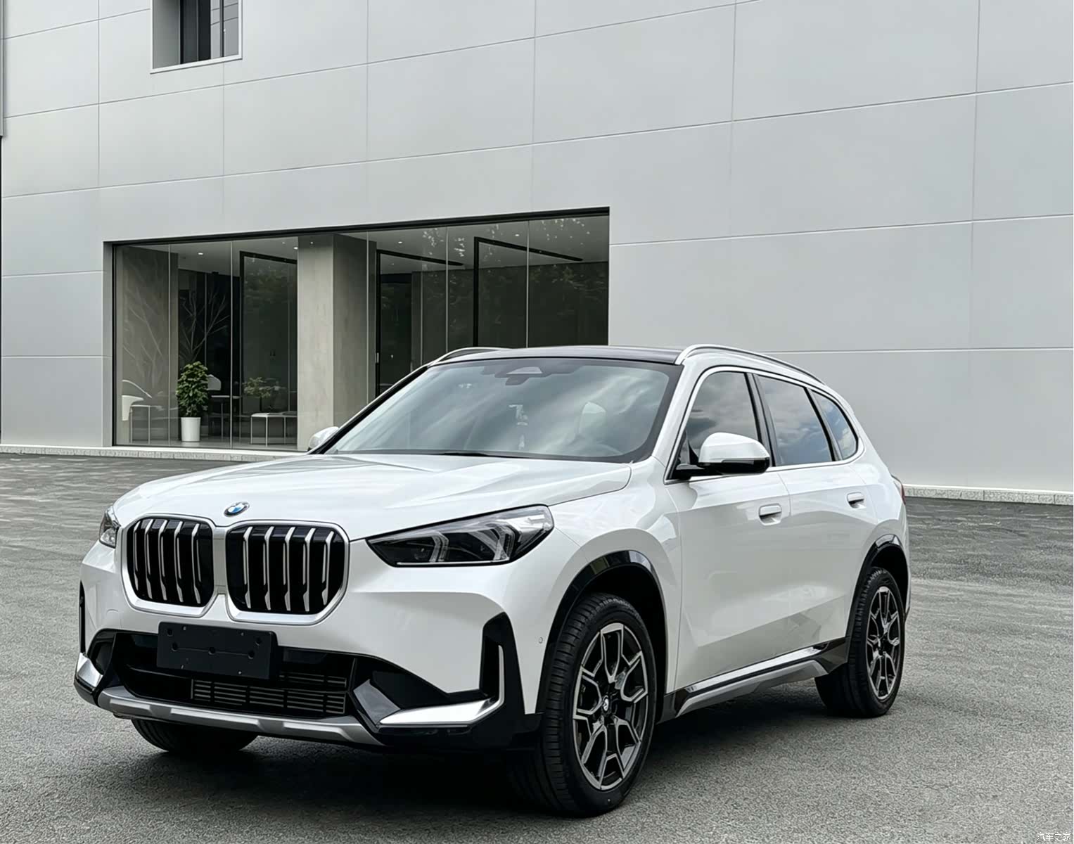 BMW X1, 2025 1