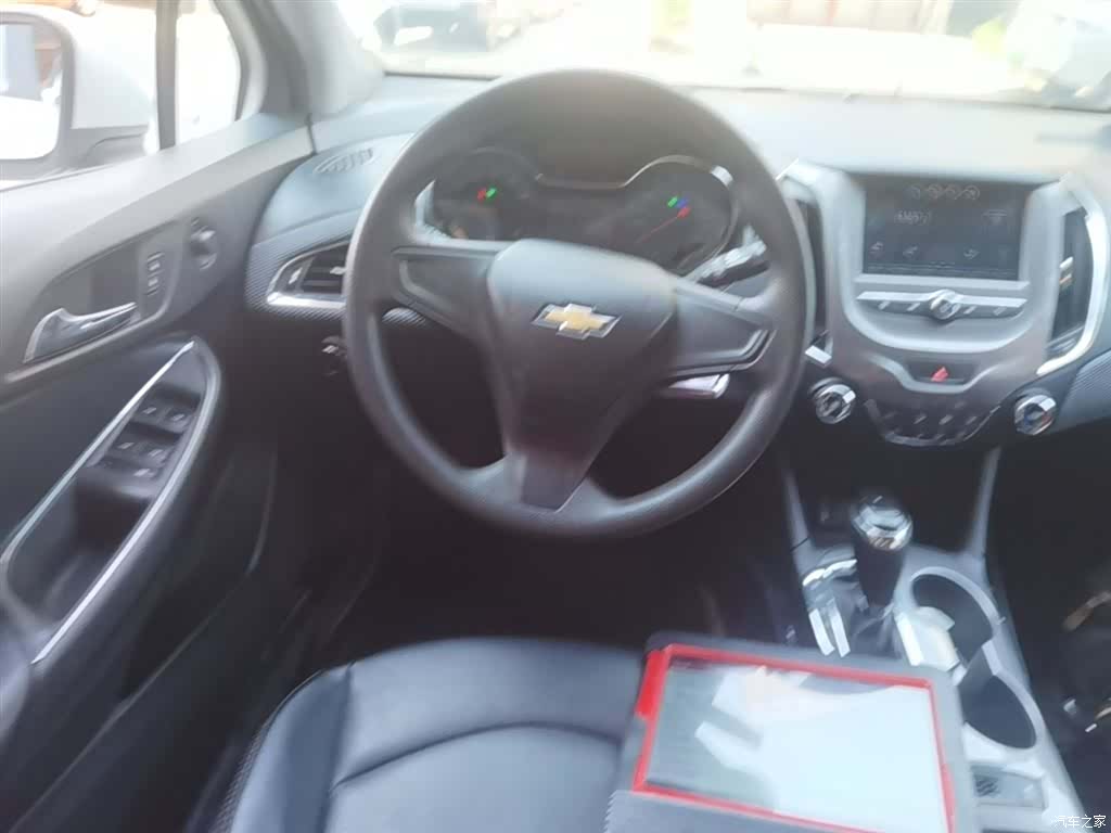Chevrolet 320, 2018 11