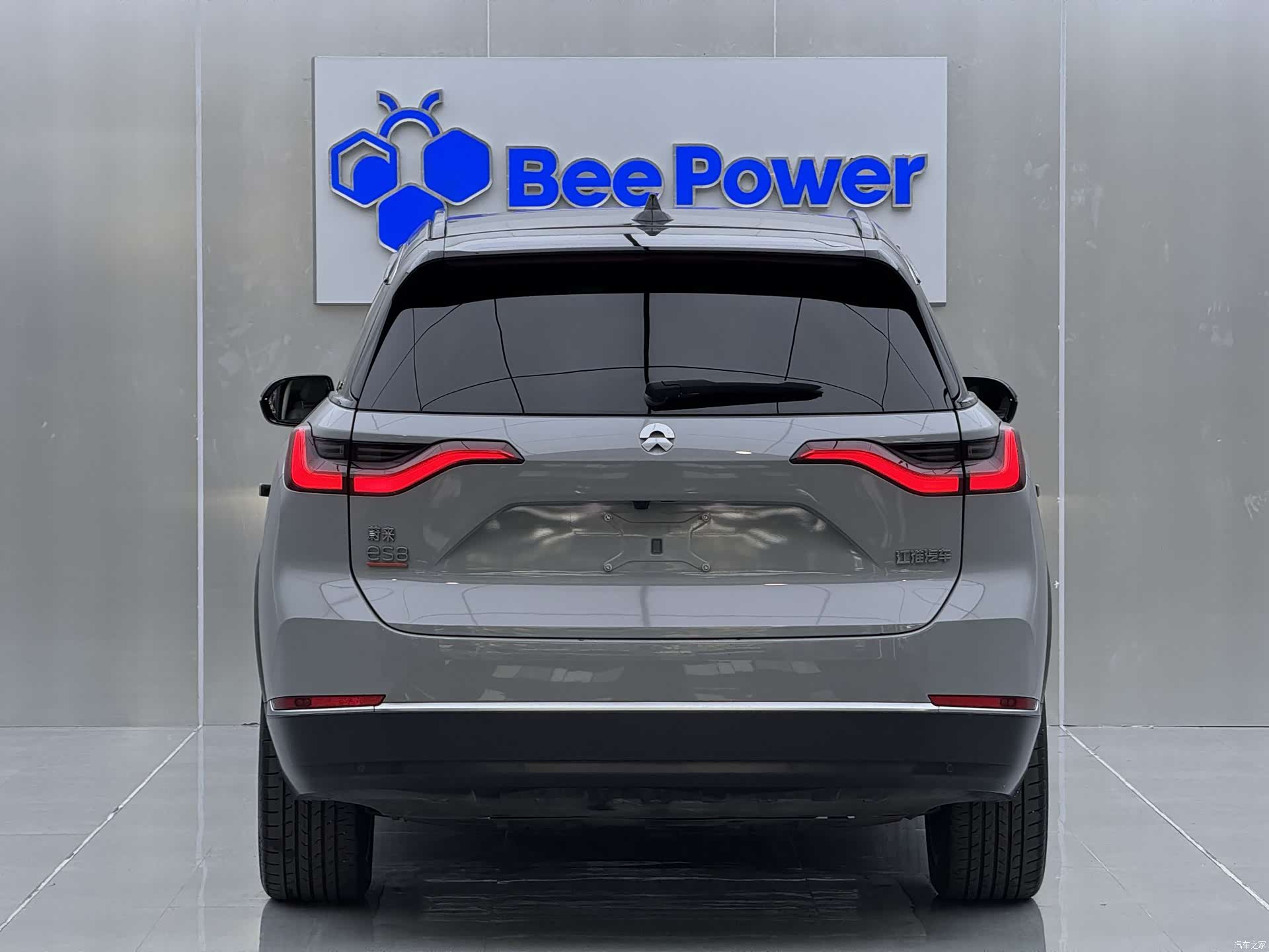 NIO ES8, 2021 25