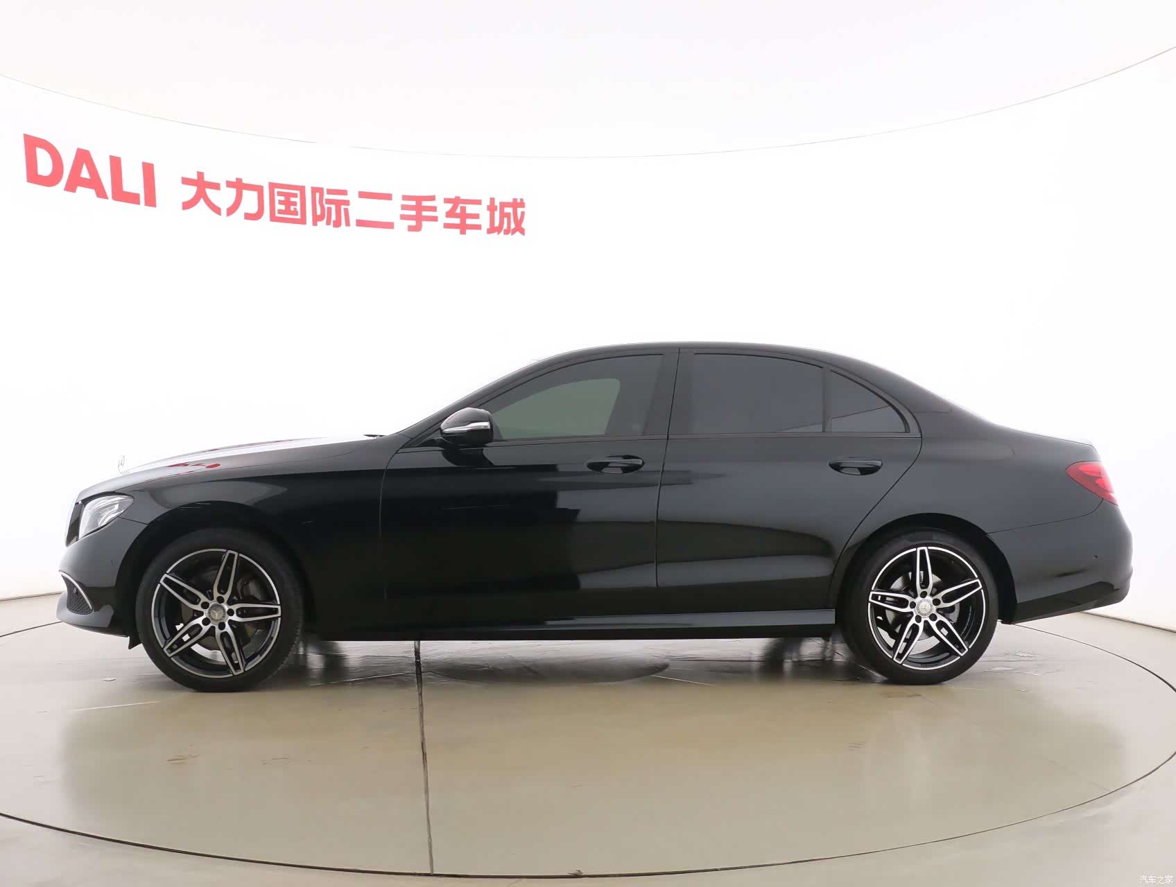 Mercedes-Benz E-Class, 2017 4
