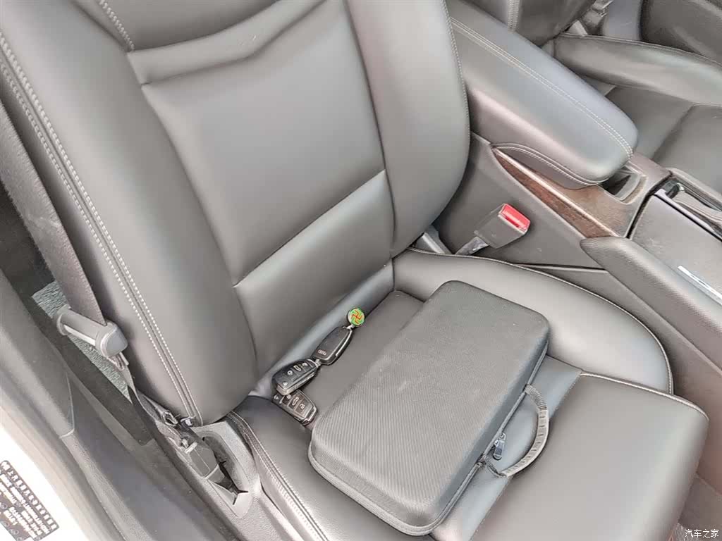 Cadillac XTS, 2018 25