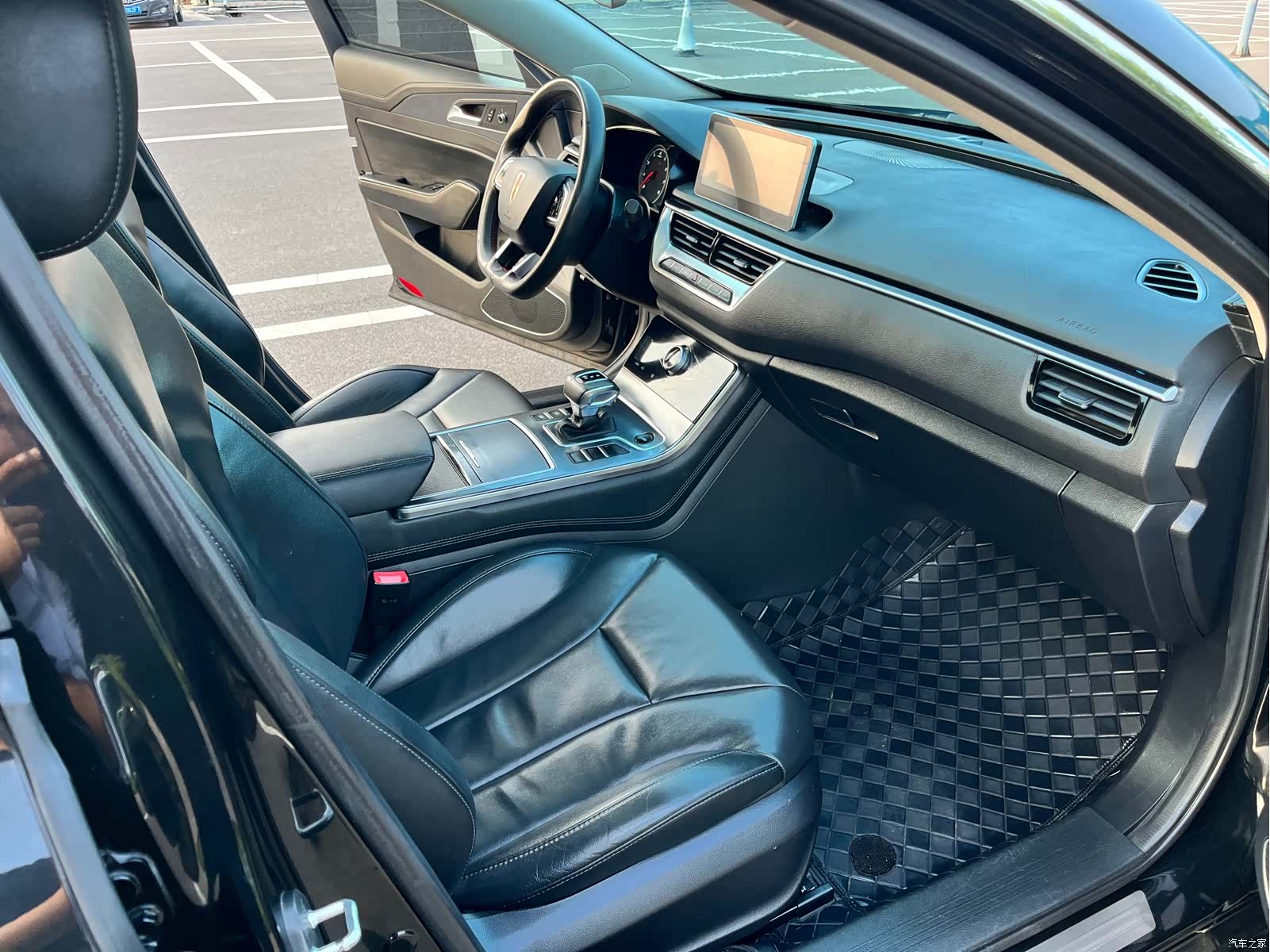 Hongqi H5, 2021 все фото