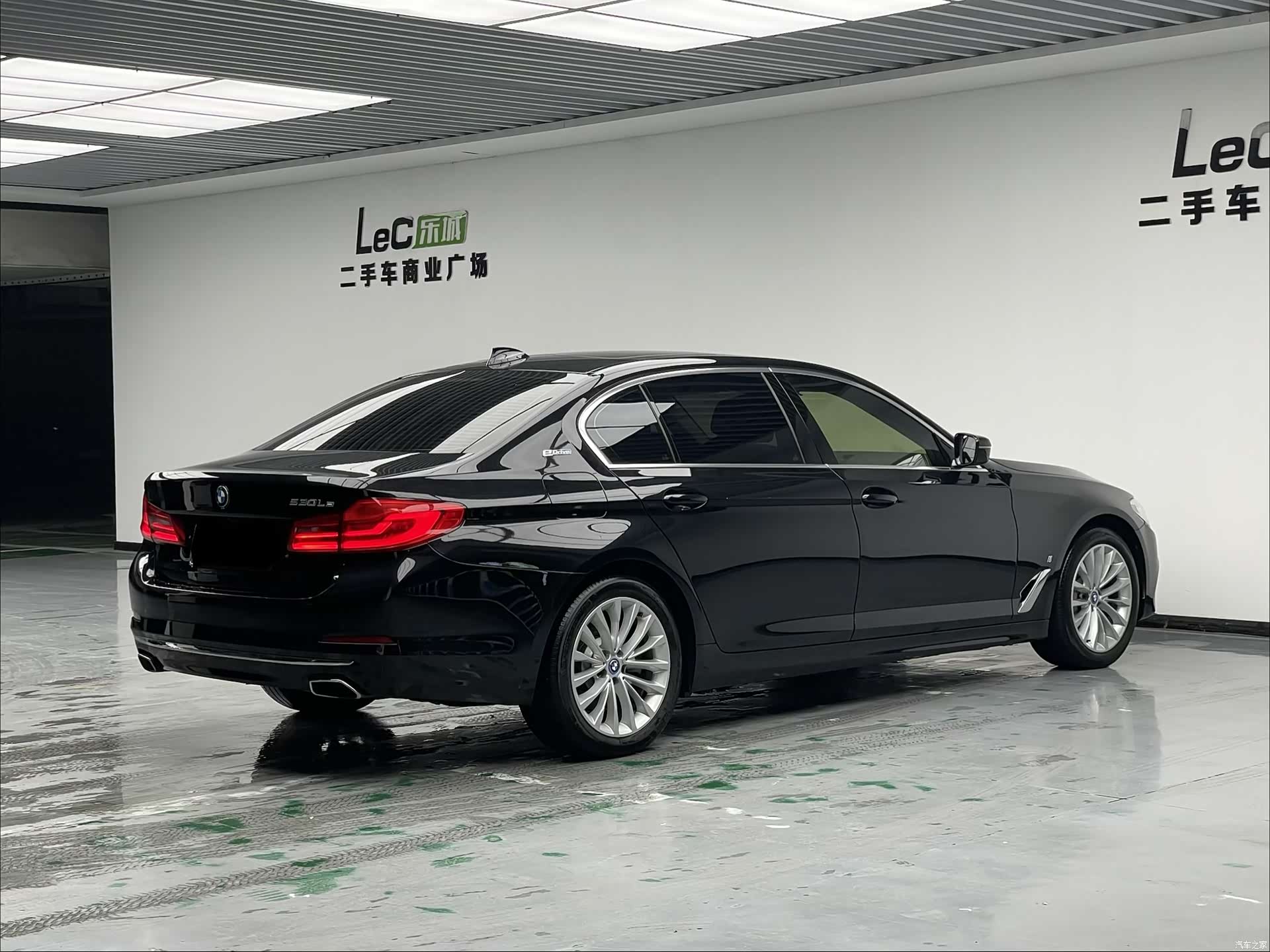 BMW 5 Series, 2019 4