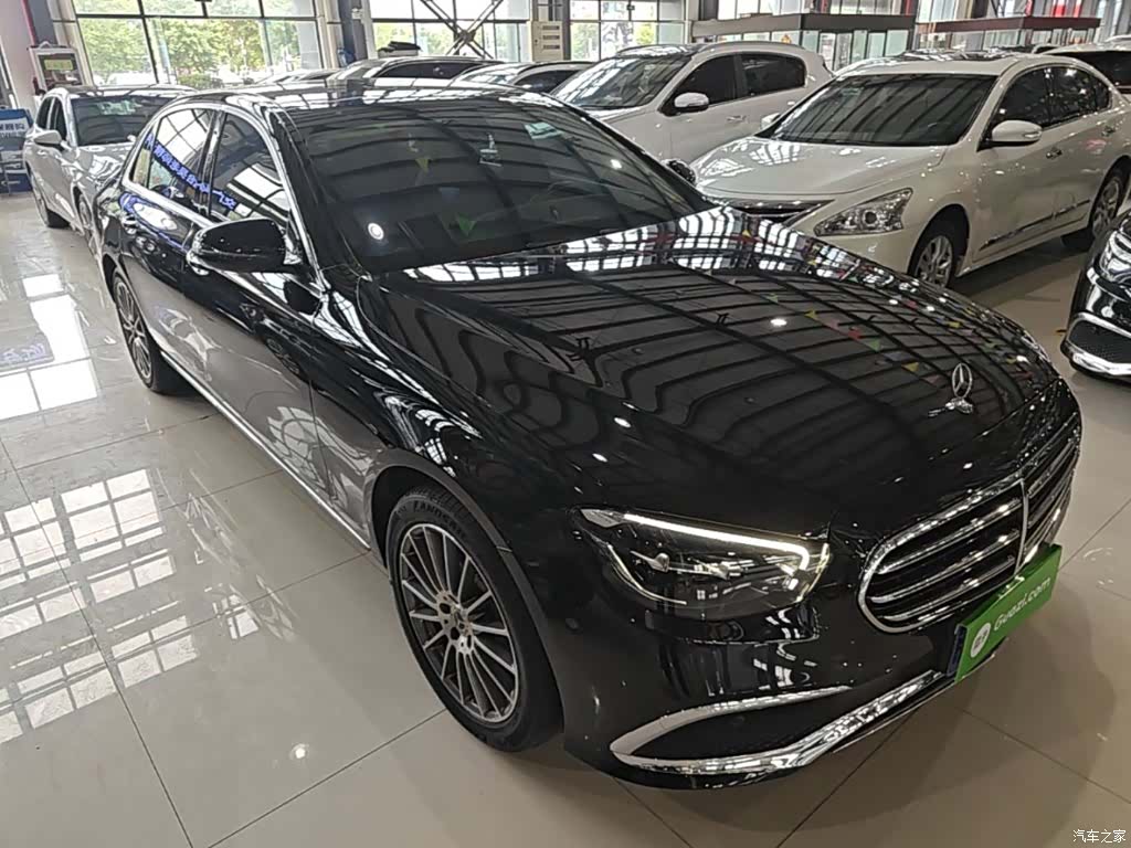 Mercedes-Benz E-Class, 2022 4