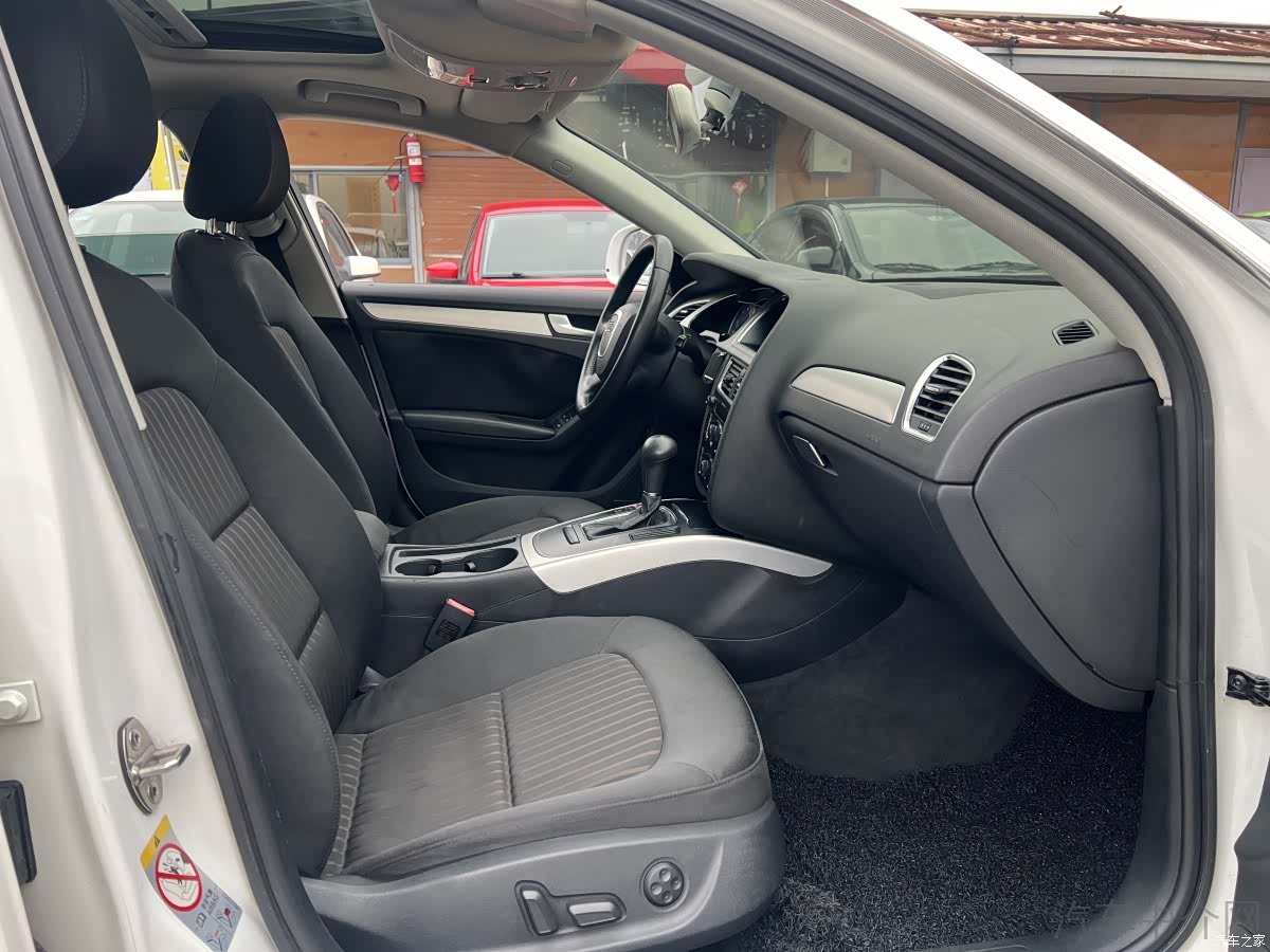 Audi A4L, 2011 8