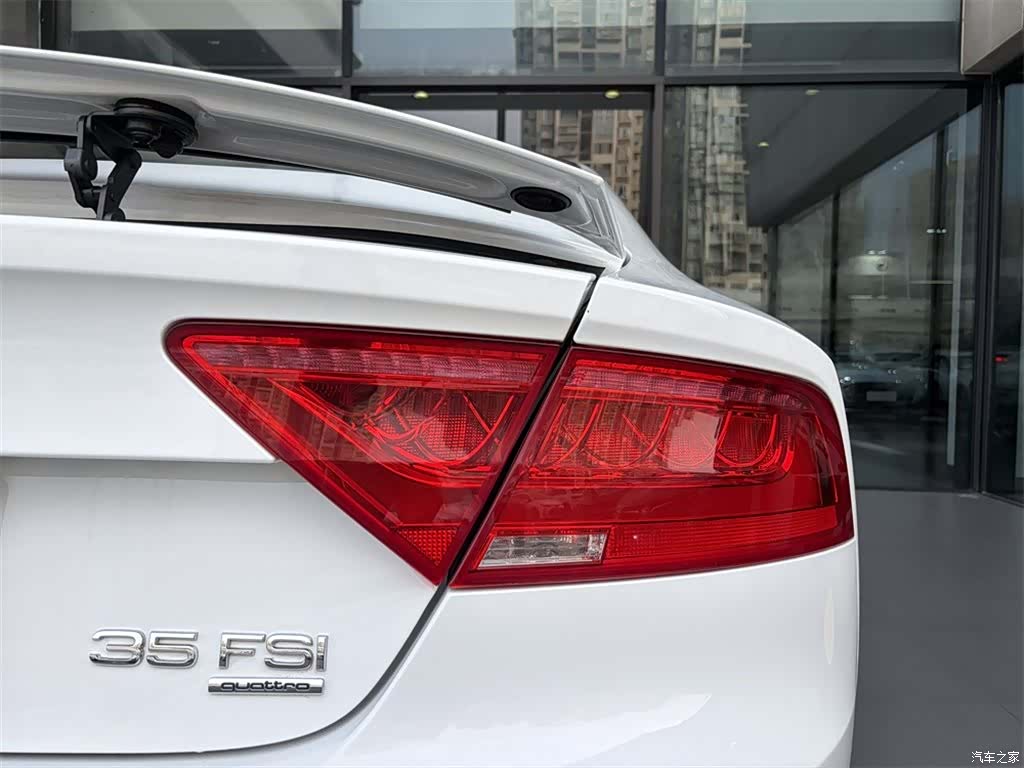 Audi A7, 2014 13
