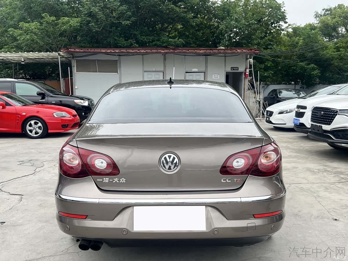 Volkswagen CC, 2011 11