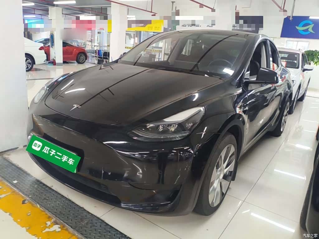 Tesla Model Y, 2022 1