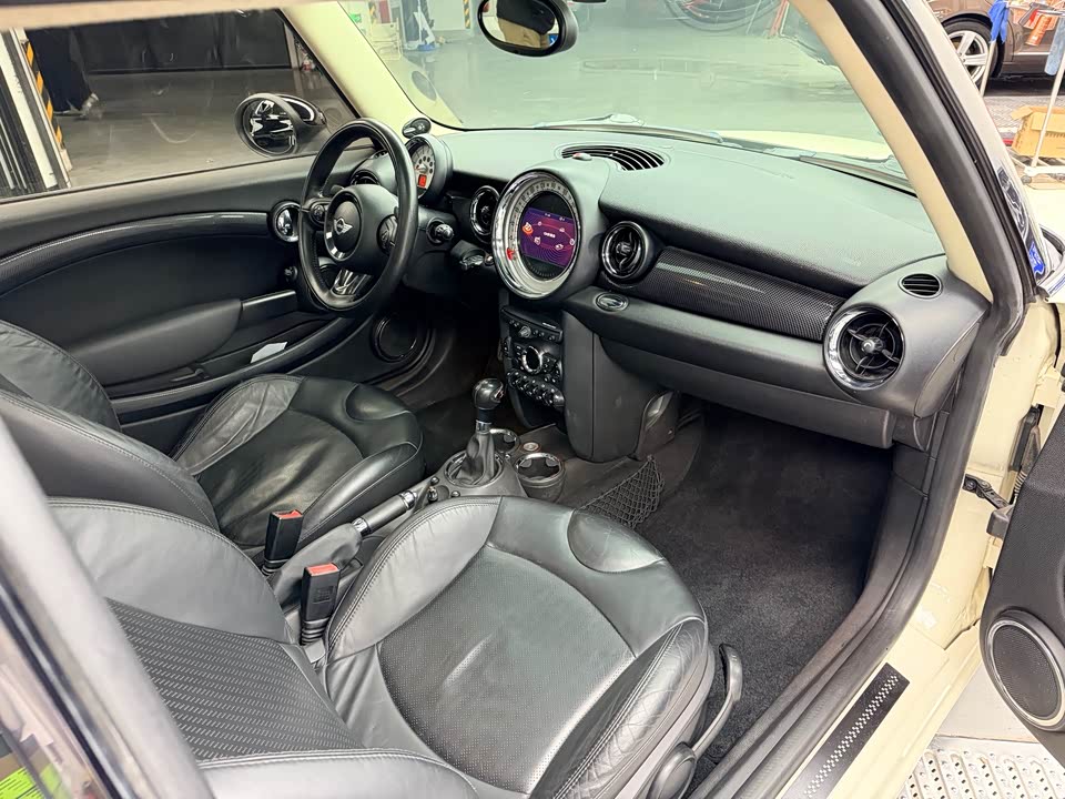 MINI MINI