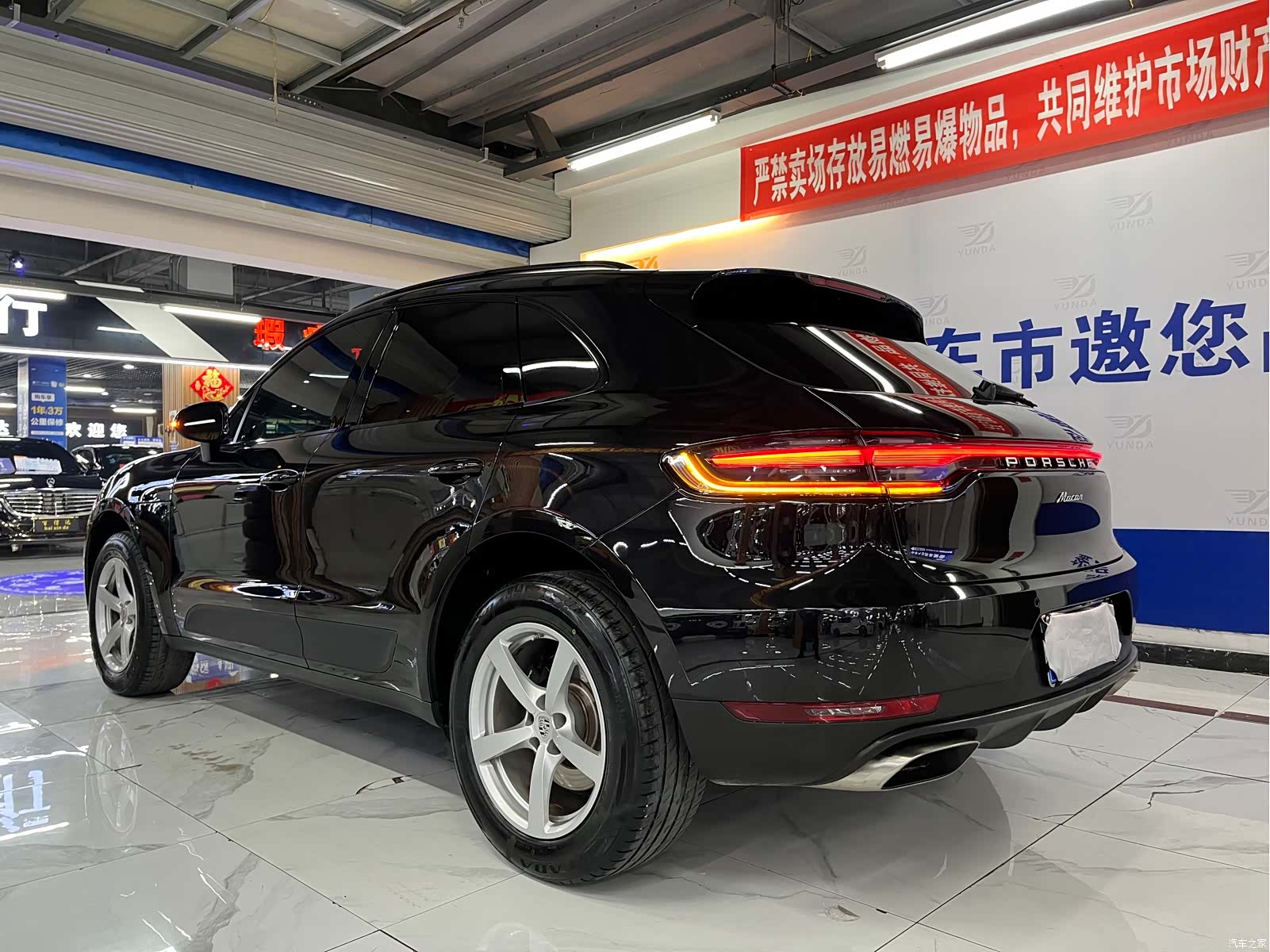 Porsche Macan, 2021 3