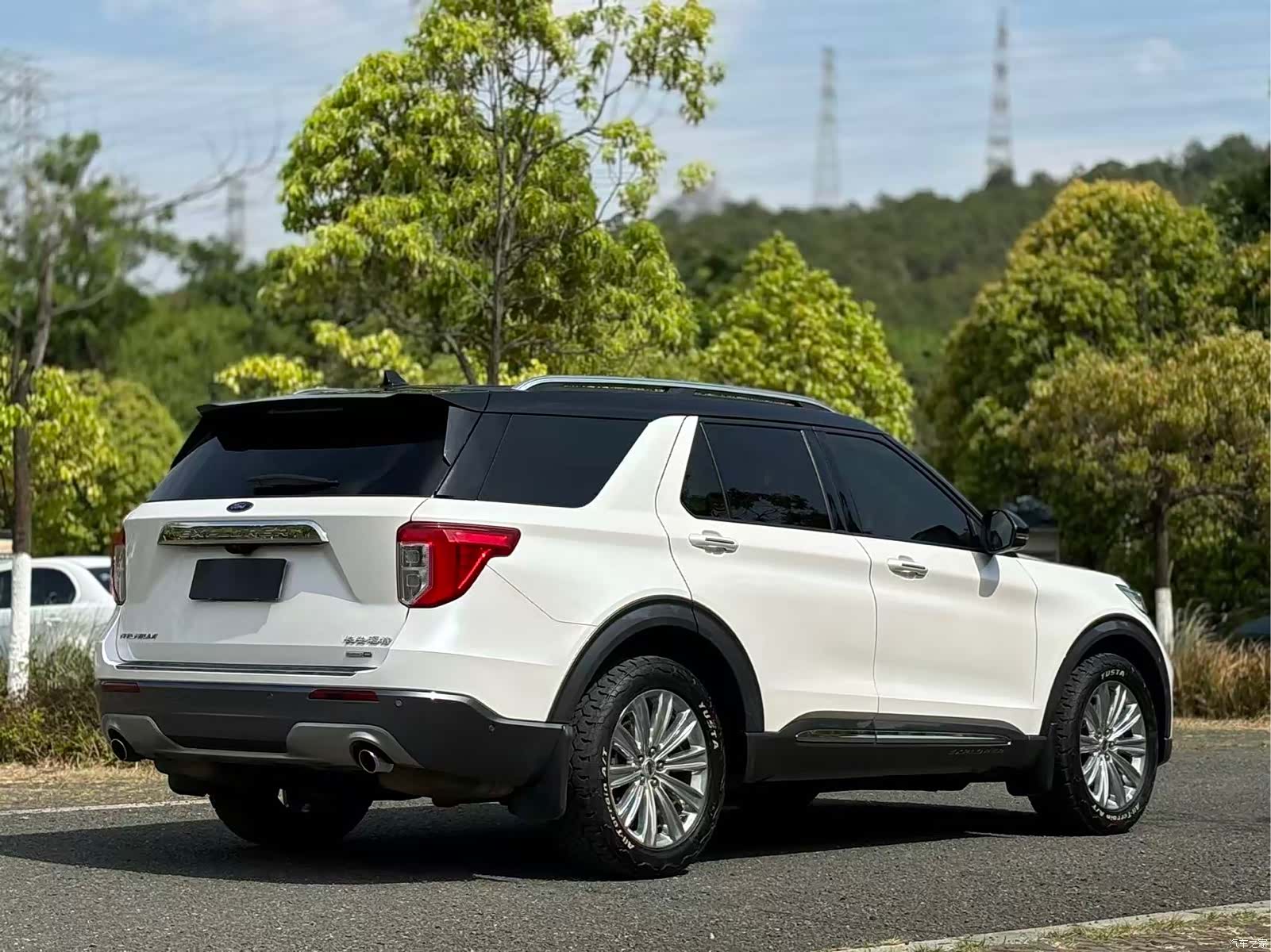 Ford Explorer, 2022 4