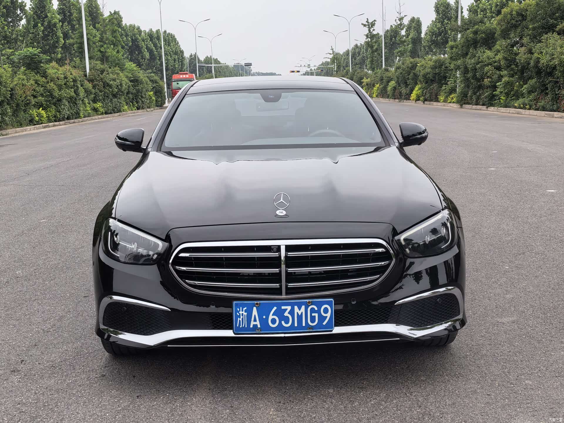 Mercedes-Benz E-Class, 2022 3