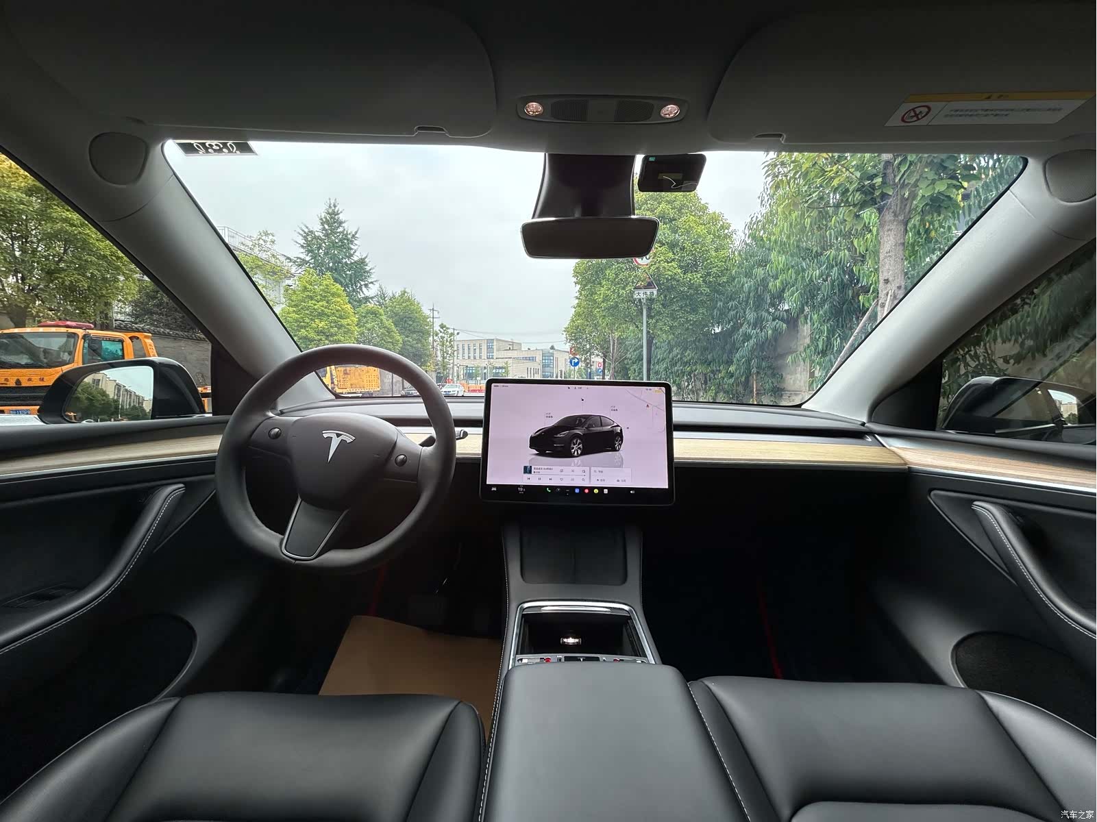 Tesla Model Y, 2023 11