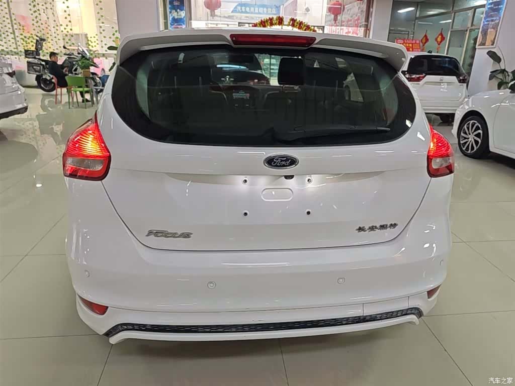 Ford Focus, 2018 6