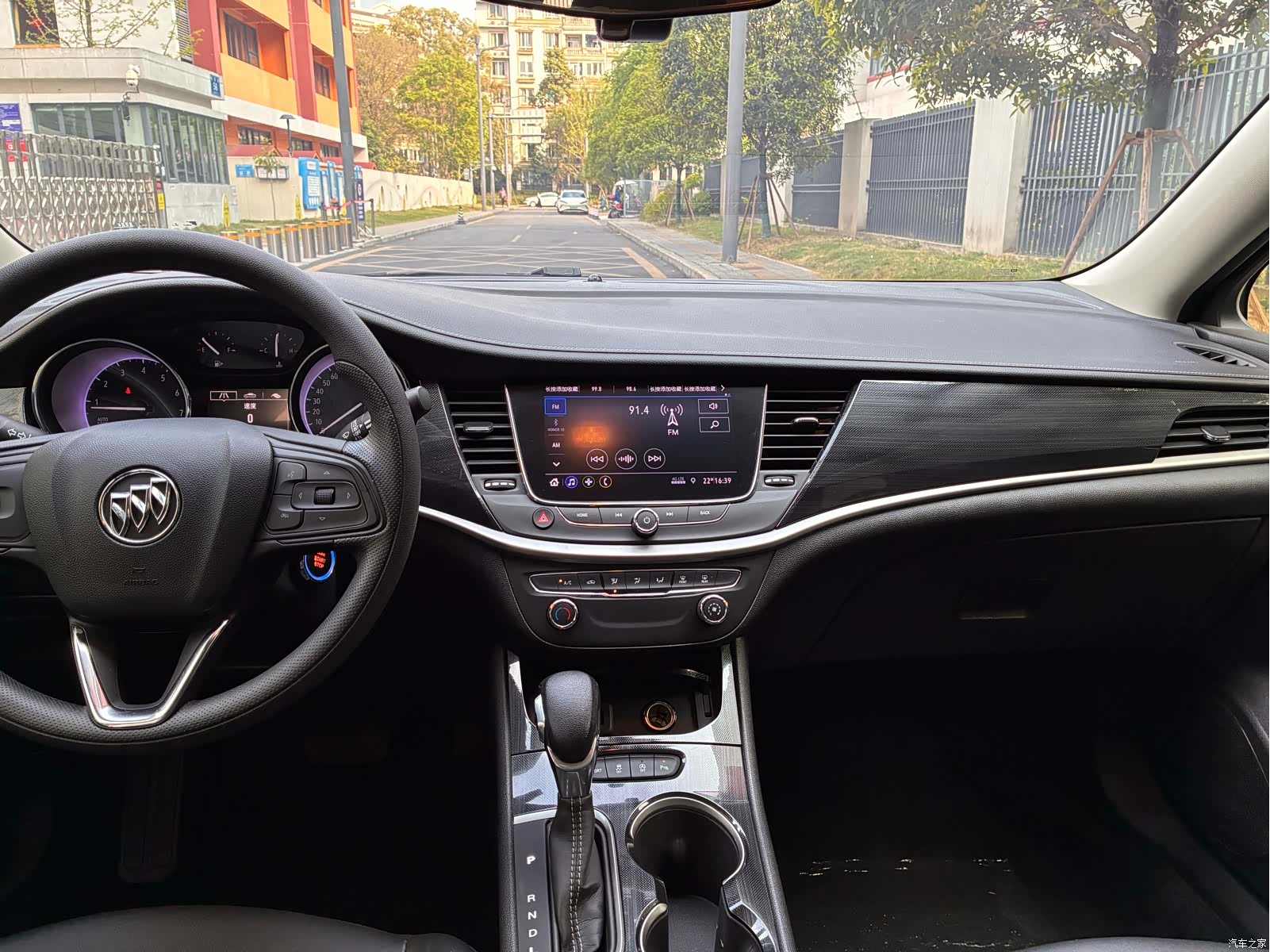 Buick Verano, 2020 12