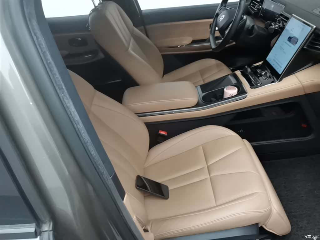 NIO ES8, 2021 25