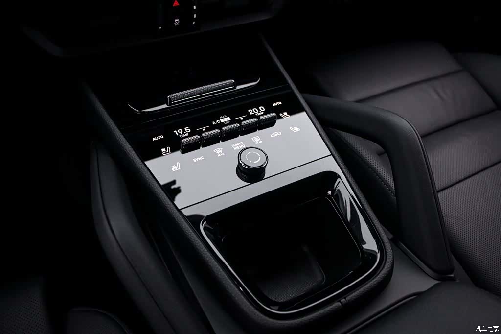 Porsche Cayenne, 2023 9
