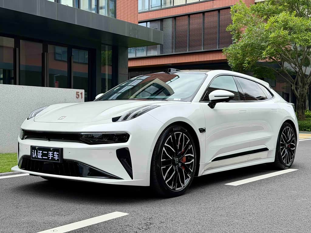 Zeekr 001