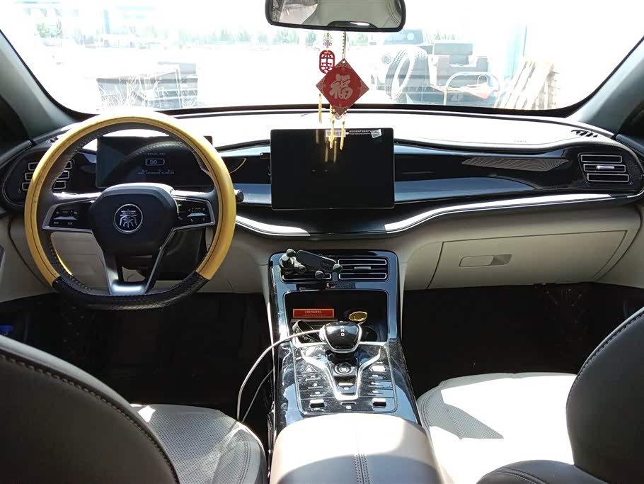 BYD Qin Yuan BYD Qin Yuan