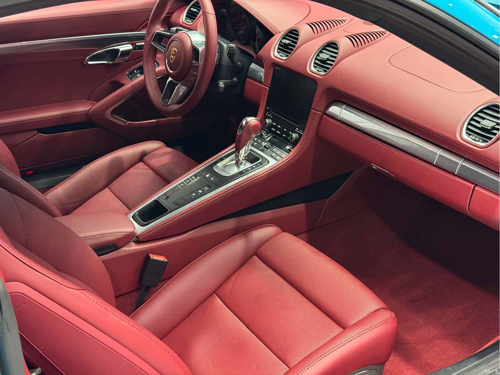 Porsche Cayman, 2019 42