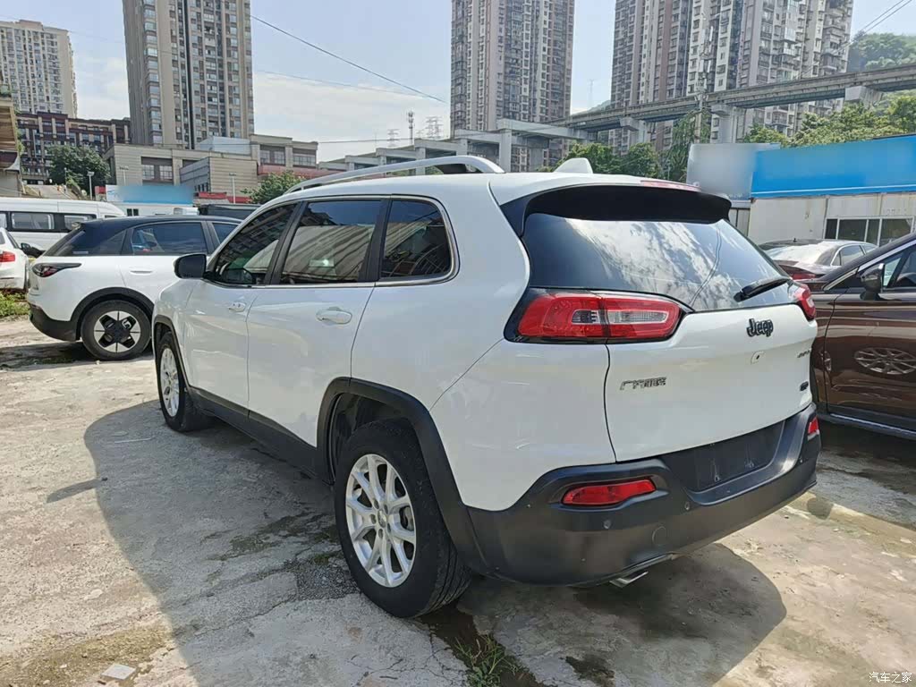 Jeep Cherokee, 2016 все фото
