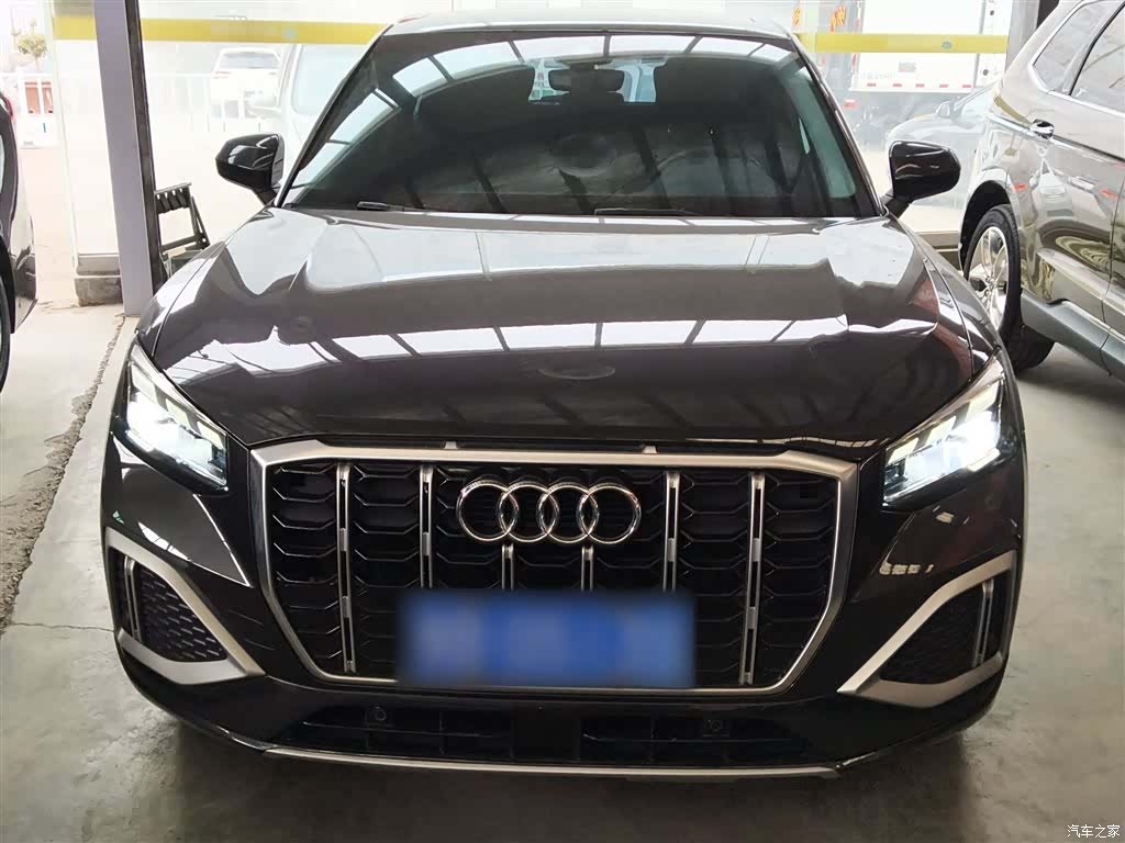 Audi Q2L, 2022 3