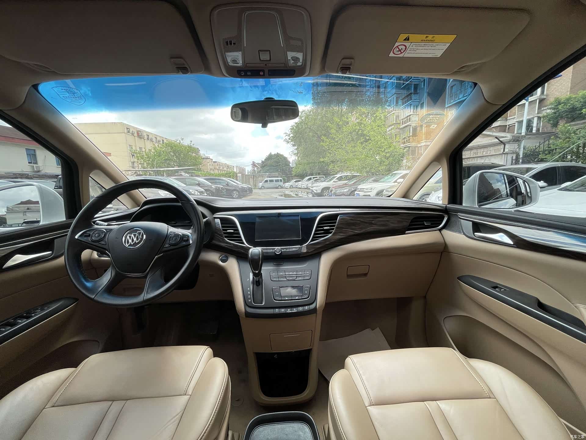 Buick GL8, 2018 9