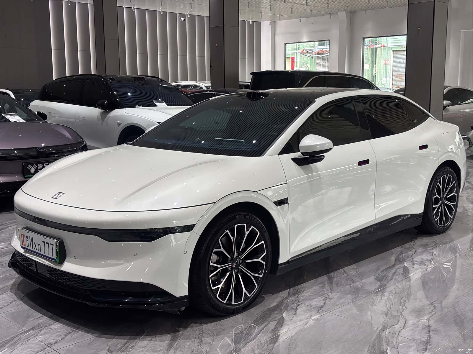 Zeekr 007, 2024 2