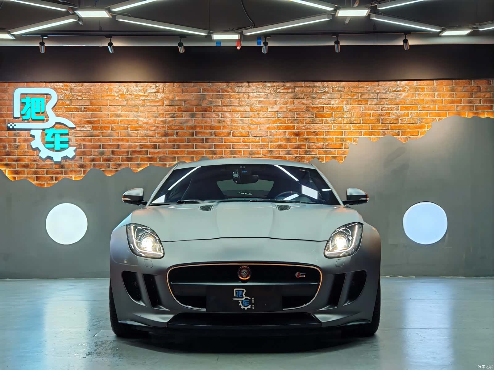 Jaguar F-TYPE, 2015 2