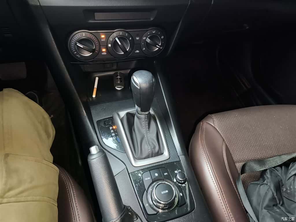 Mazda Mazda3, 2020 14