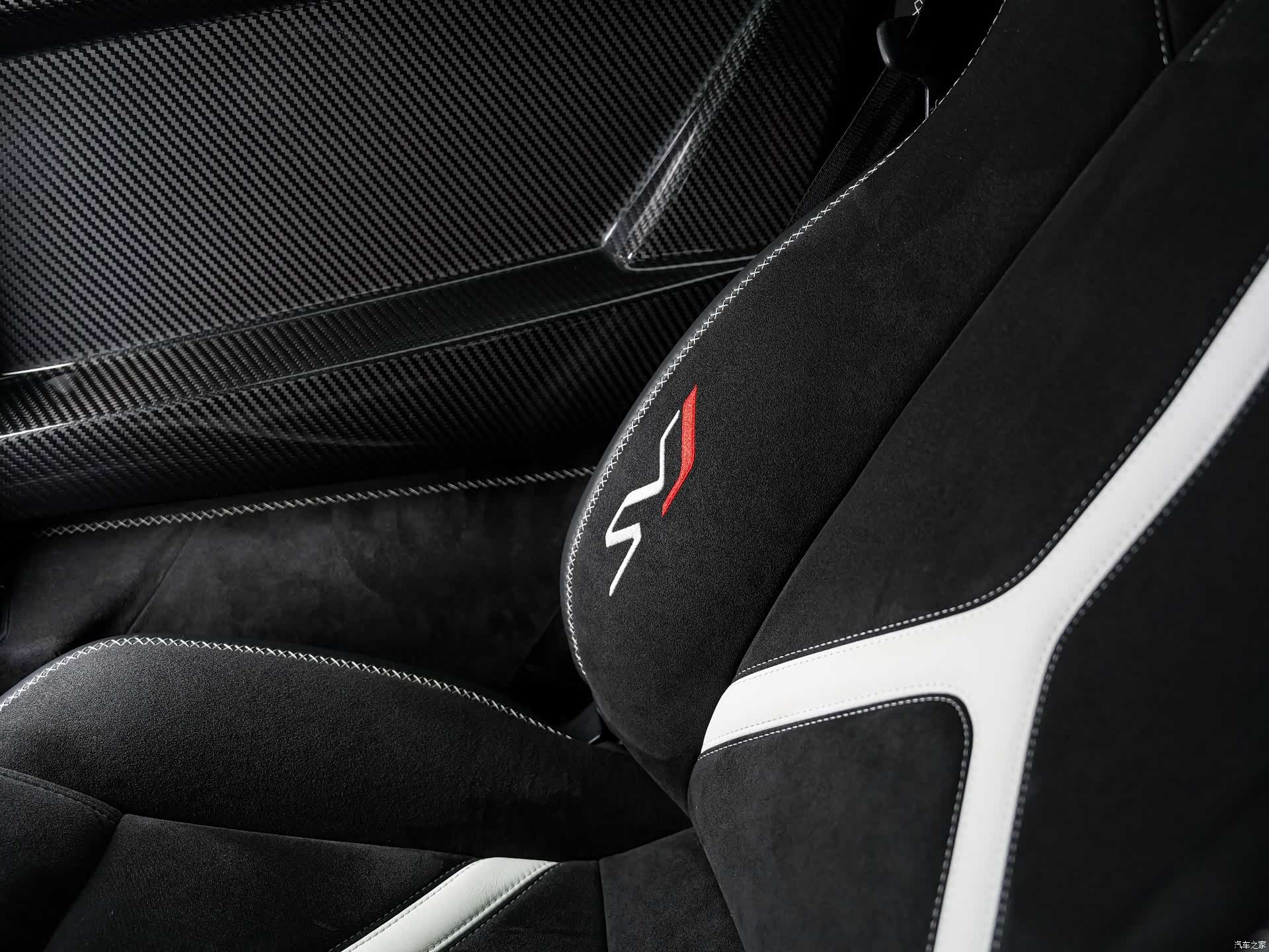 Lamborghini Aventador, 2012 28