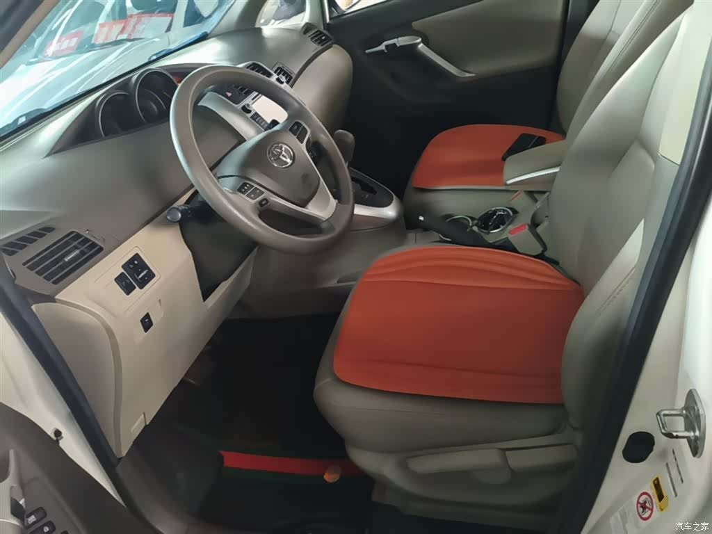 Toyota 180E, 2015 15