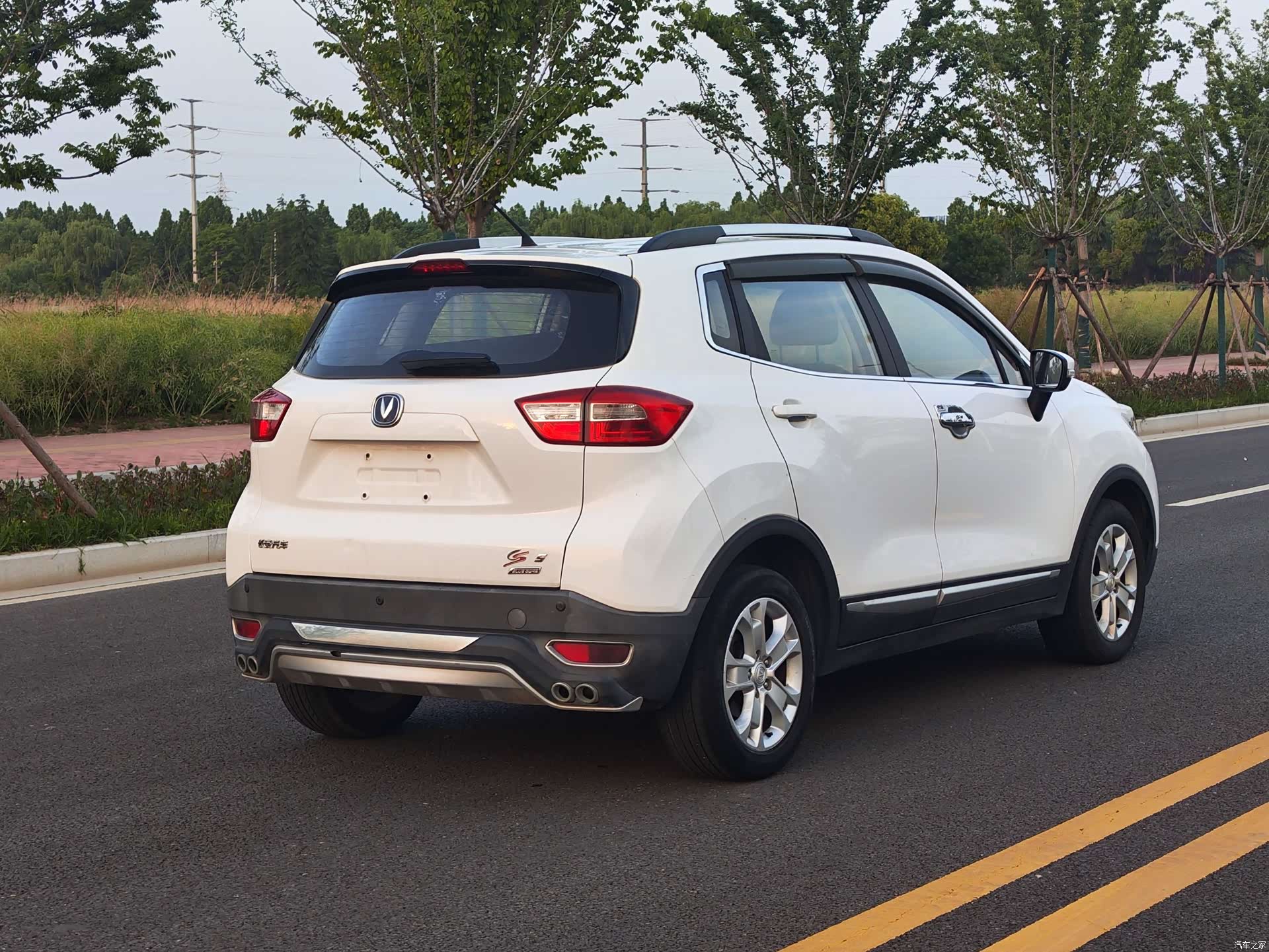 Changan CS15, 2016 4