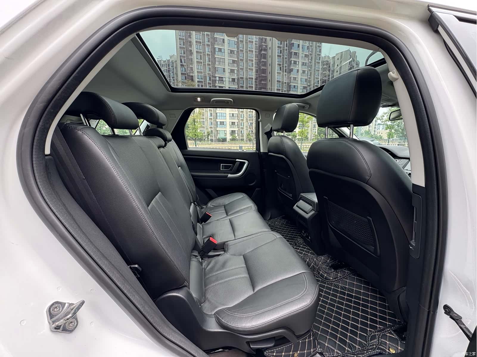 Land Rover Discovery, 2016 11