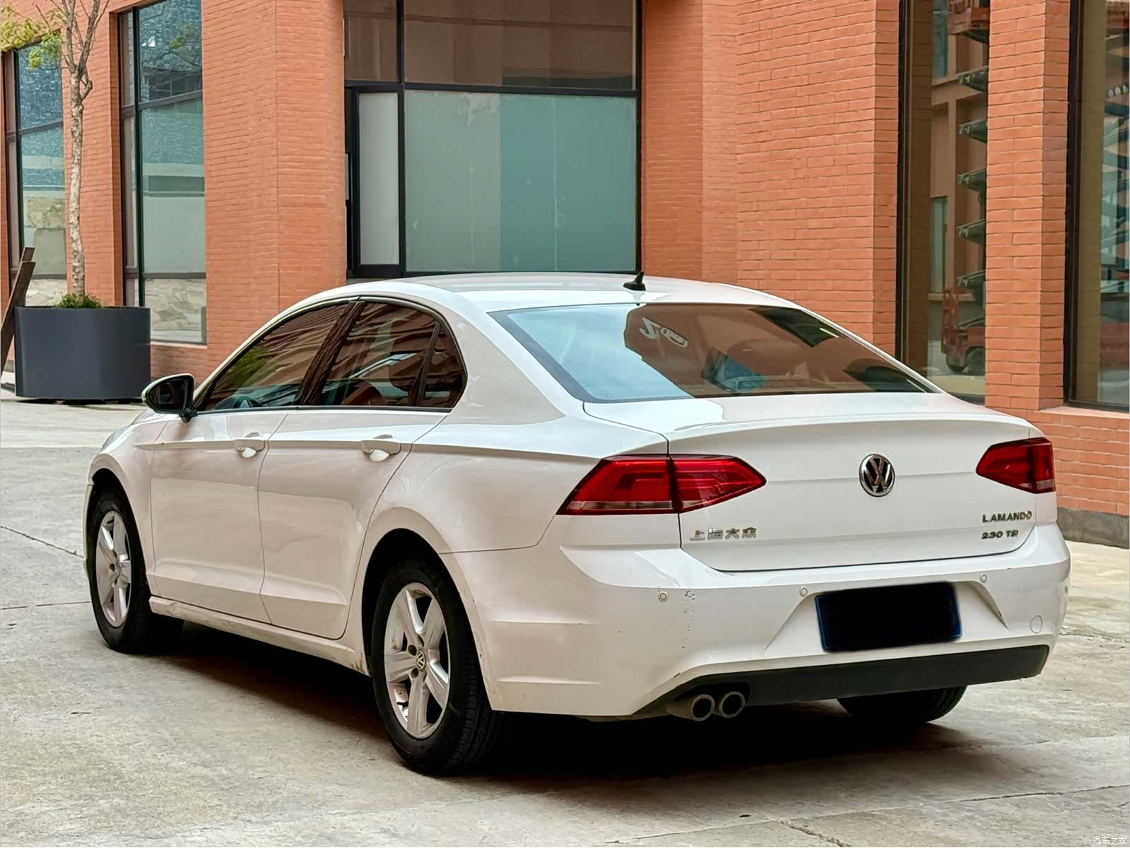 Volkswagen Lamando, 2016 7
