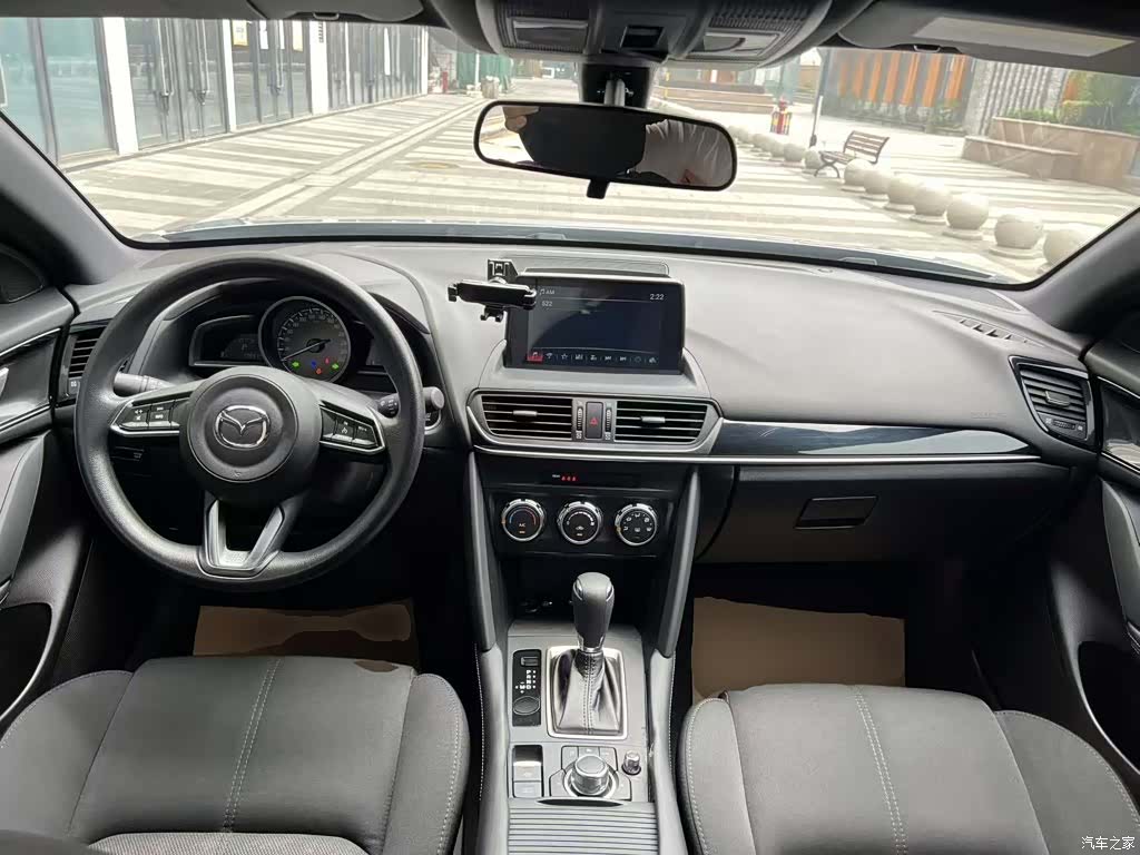 Mazda CX-4, 2021 10
