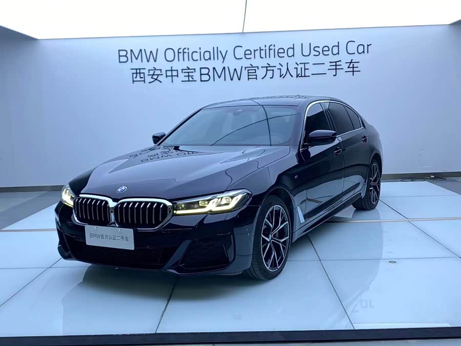 BMW 5 Series 2022, фото 1