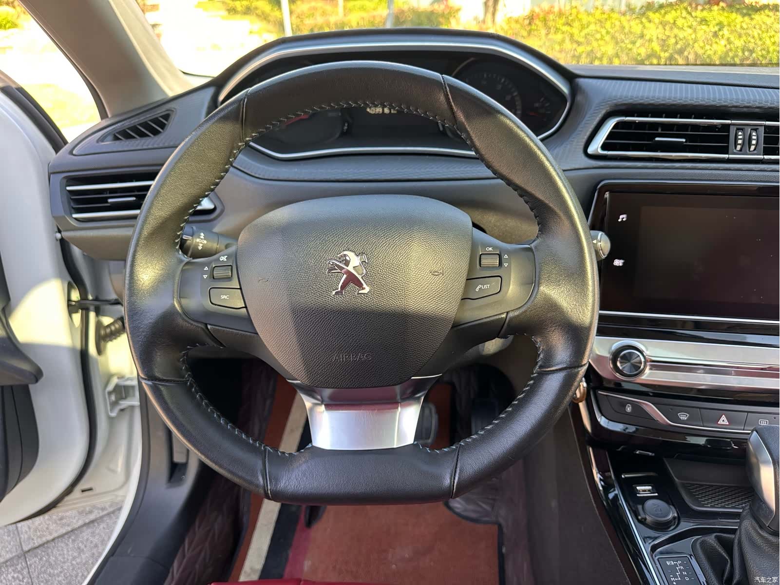 Peugeot 308, 2019 12