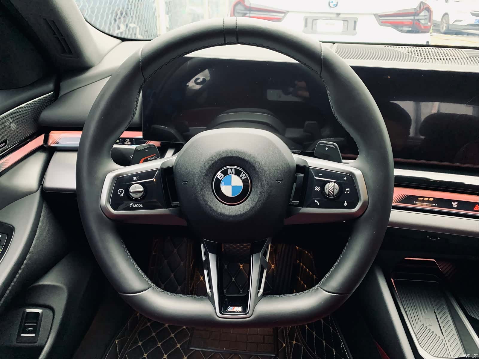 BMW 5 Series, 2025 11