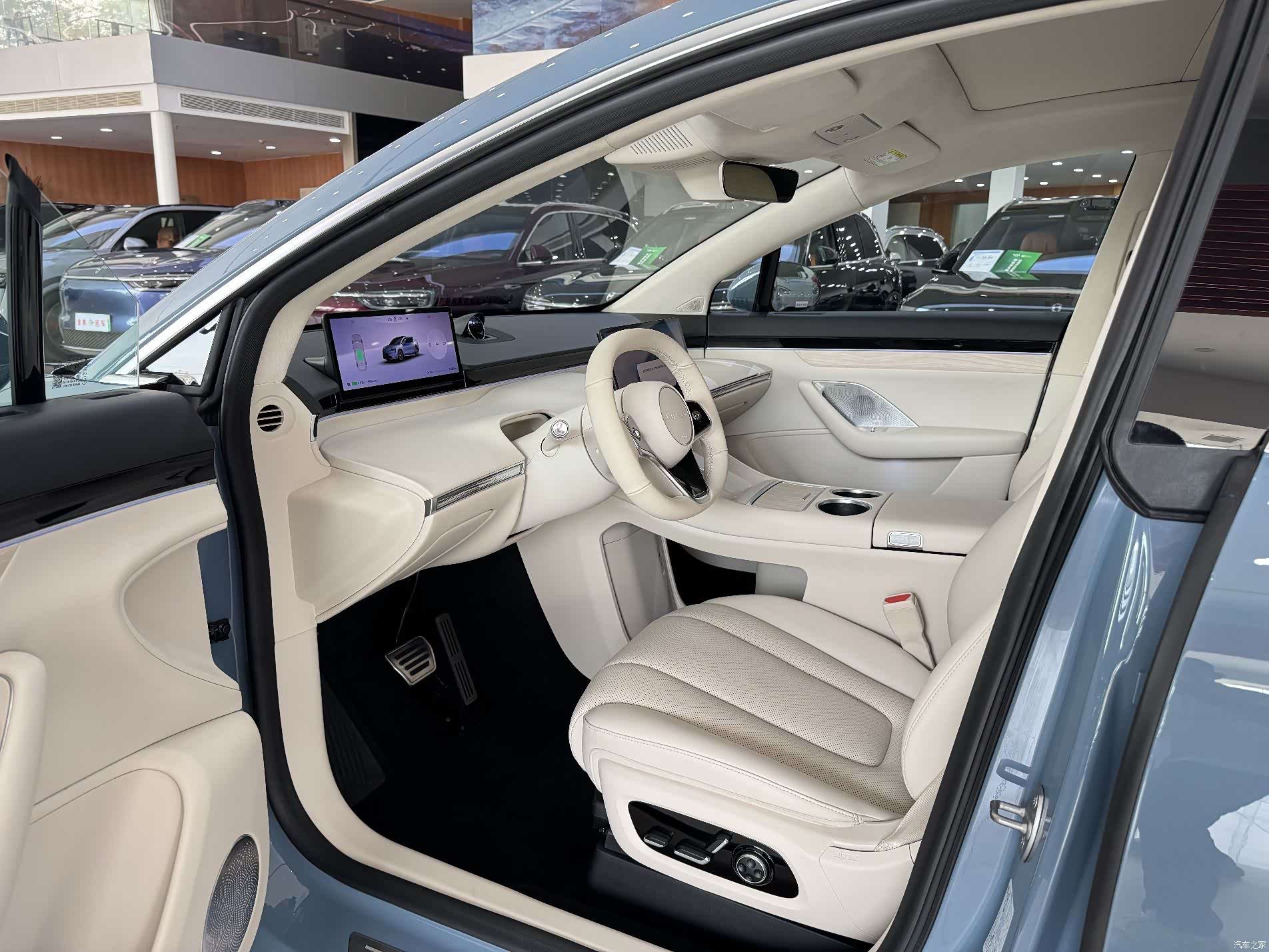 Luxeed R7, 2024 8