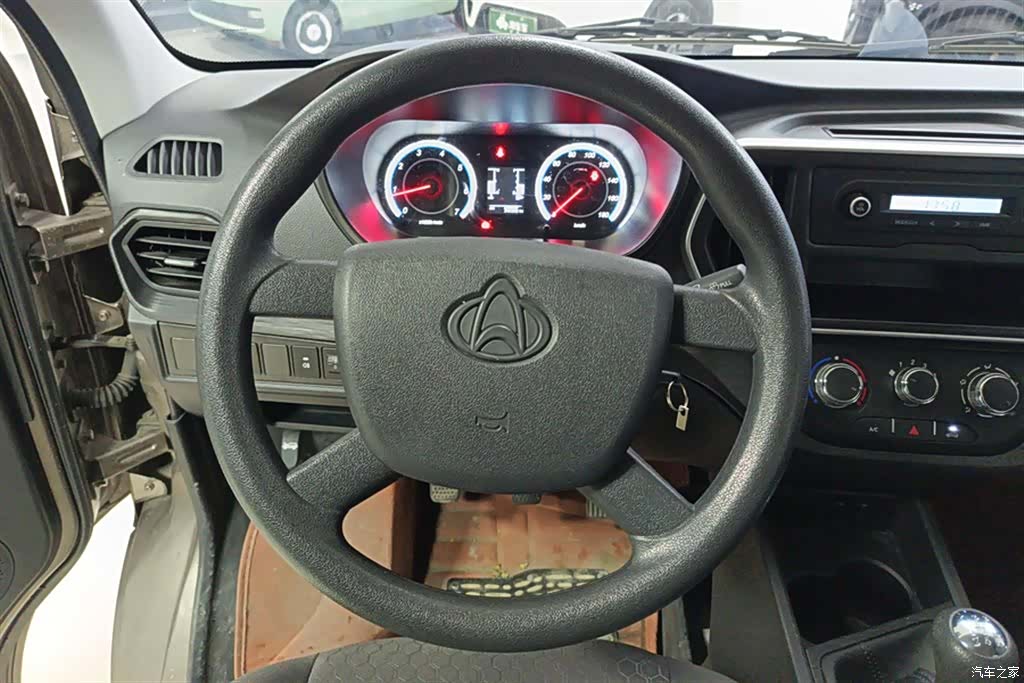 Changan M60, 2025 15