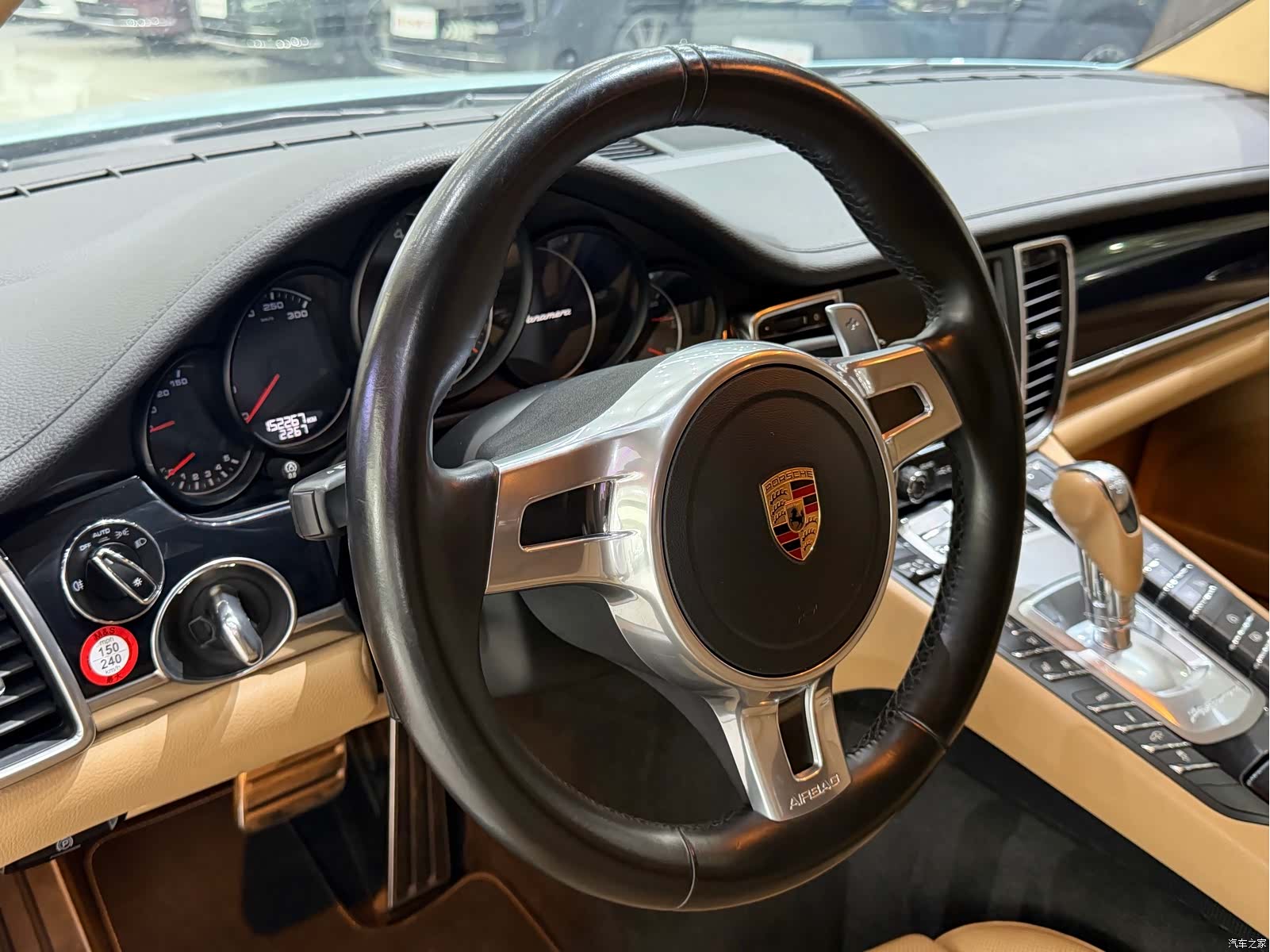 Porsche Panamera, 2016 10