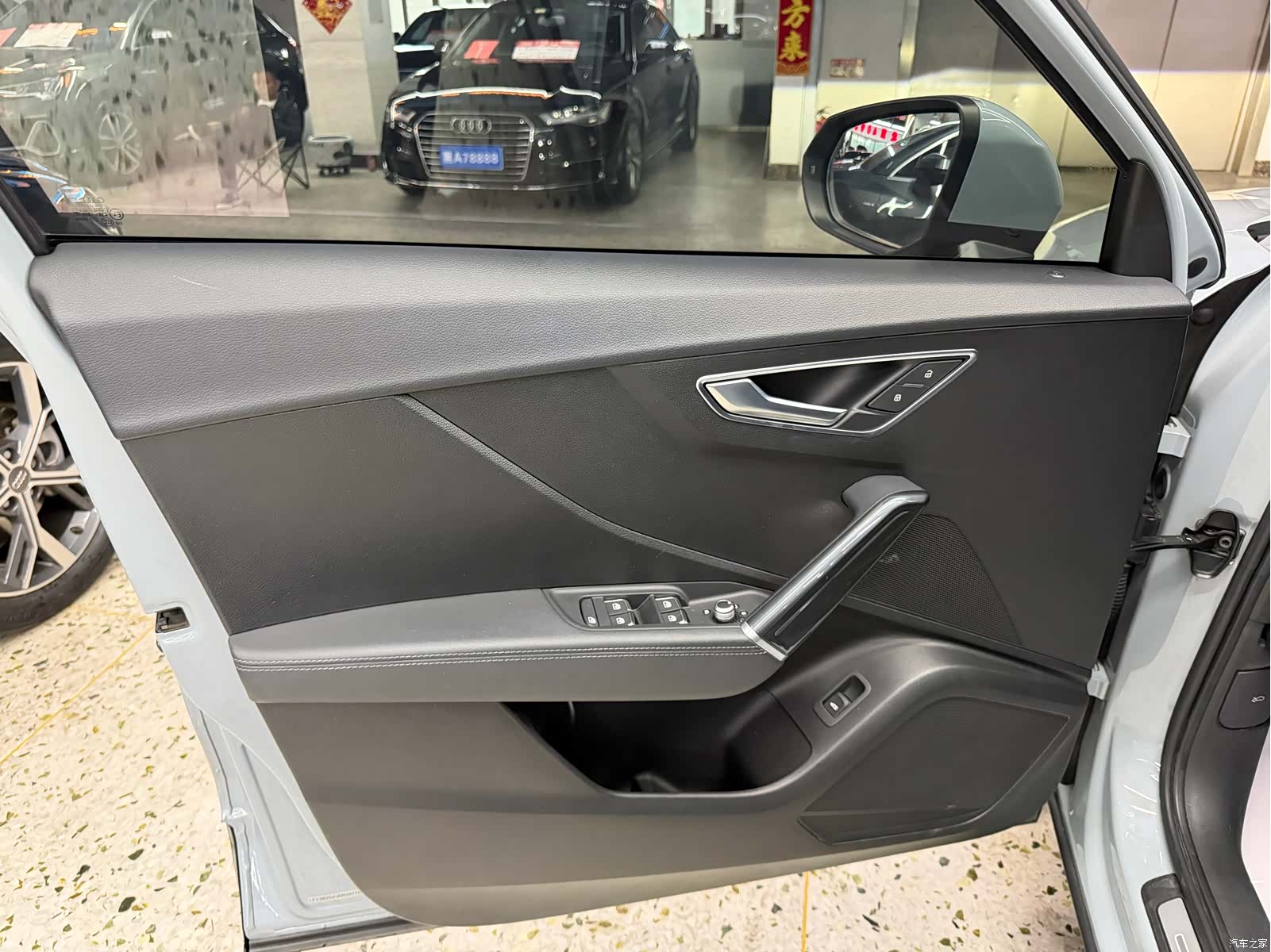 Audi Q2L, 2022 7