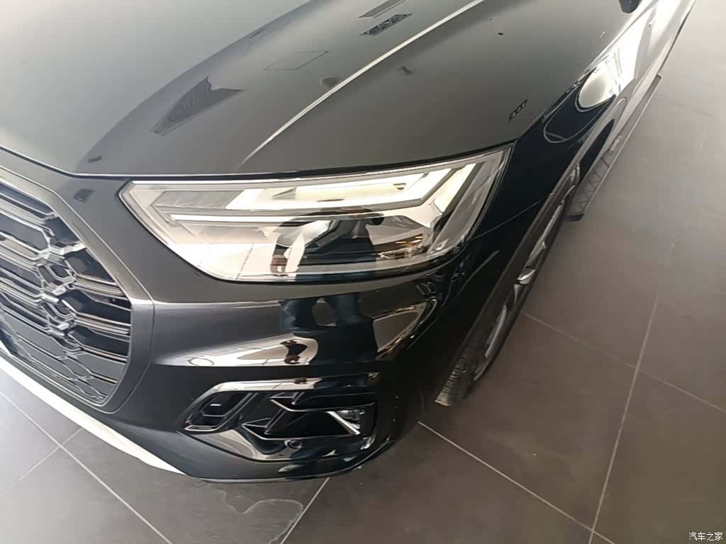 Audi Q5L, 2025 24
