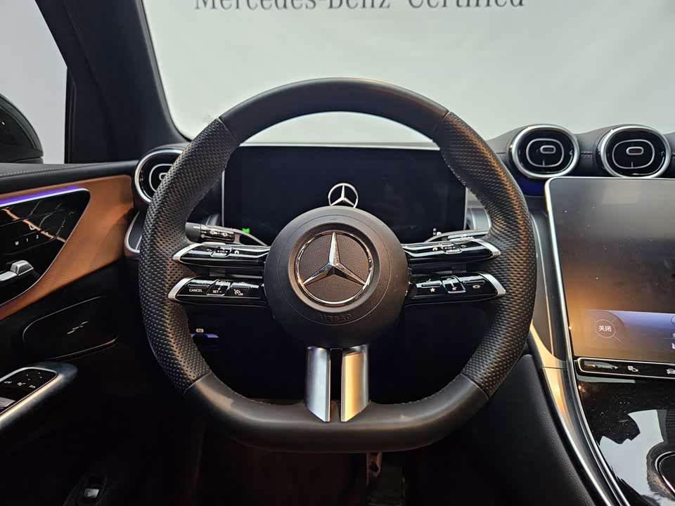Mercedes-Benz GLC Mercedes-Benz GLC