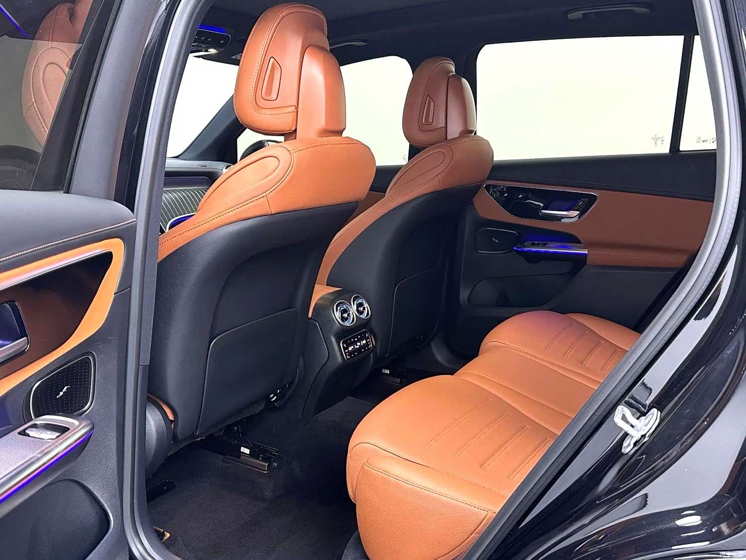 Mercedes-Benz GLC, 2024 8
