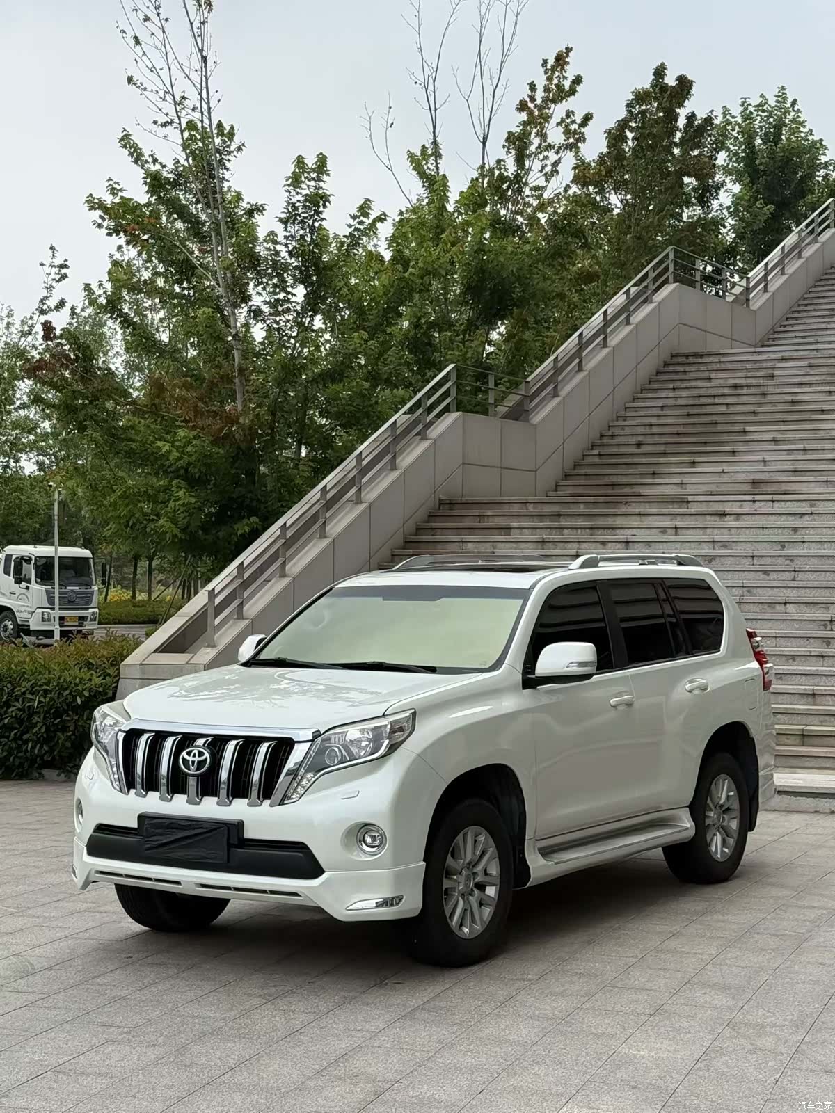 Toyota Prado, 2016 2
