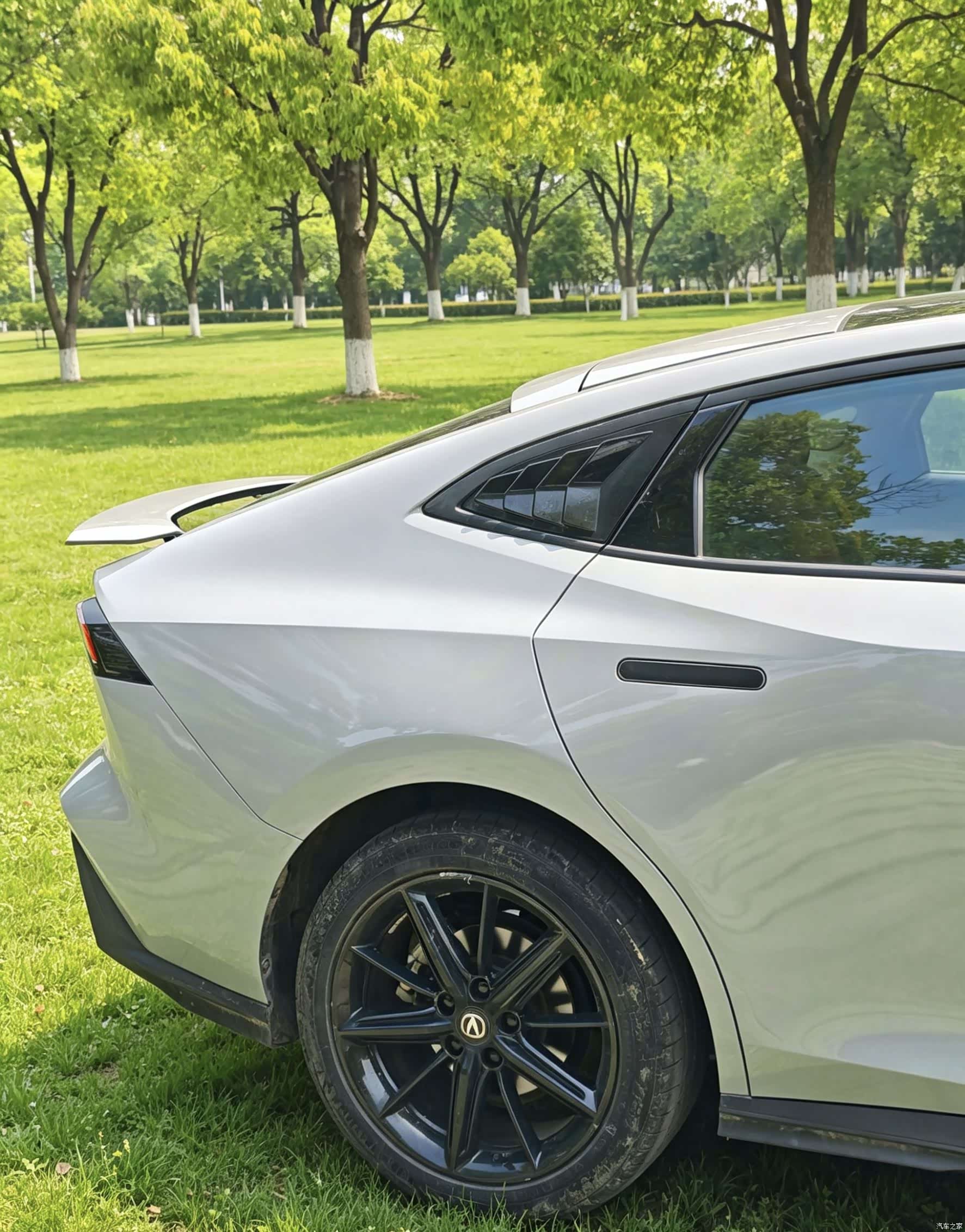 Changan UNI-V, 2023 7